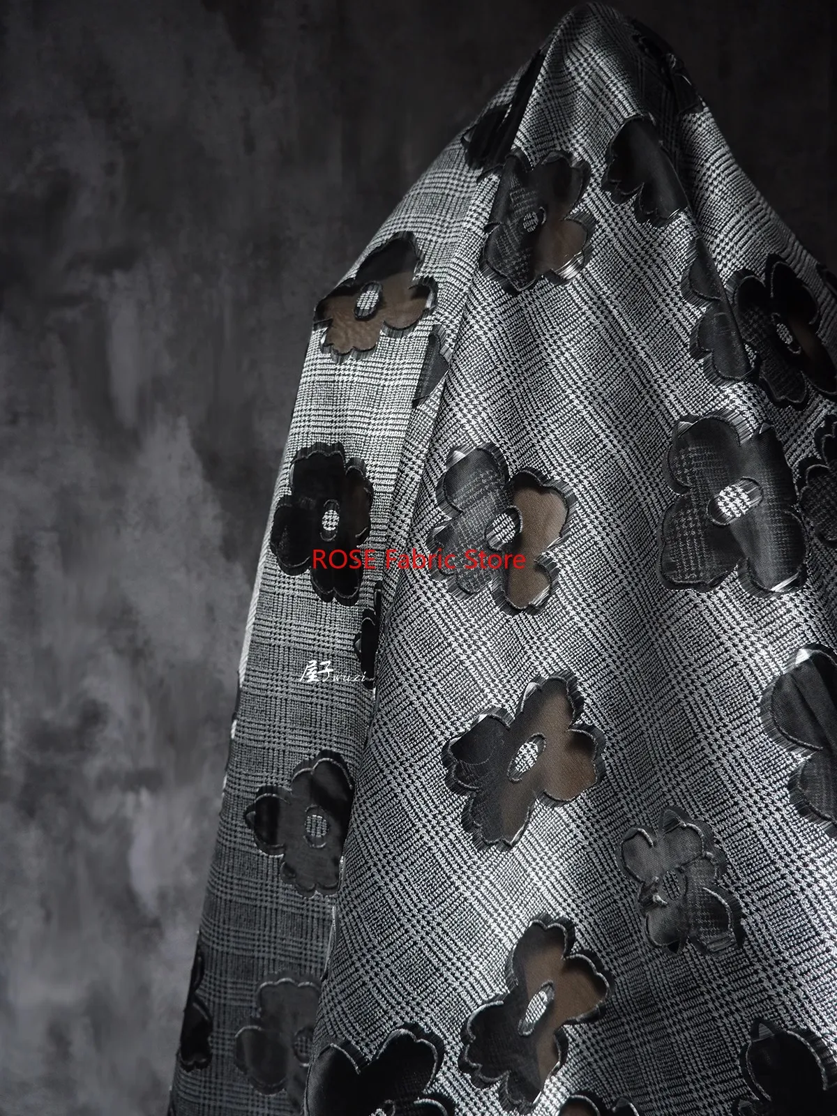 

3D flower applique black and white plaid fabric For Houte Couture, Fashion Show, Ball gown skirt