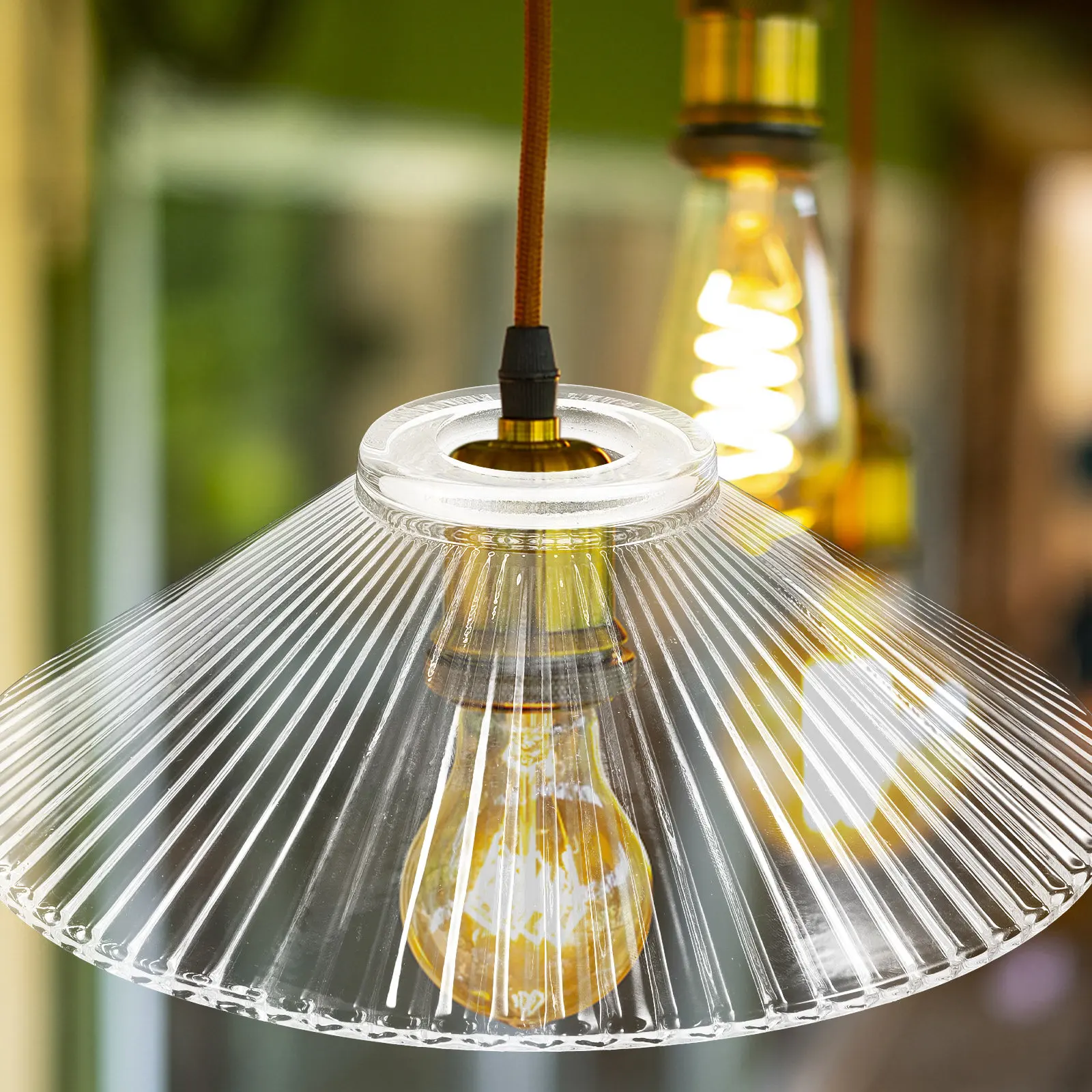 

Pendant Light Shade Glass Cylindrical Clear Heat Resistant Seed Glass Transparent Cover for Ceiling Pendant Sconces Home