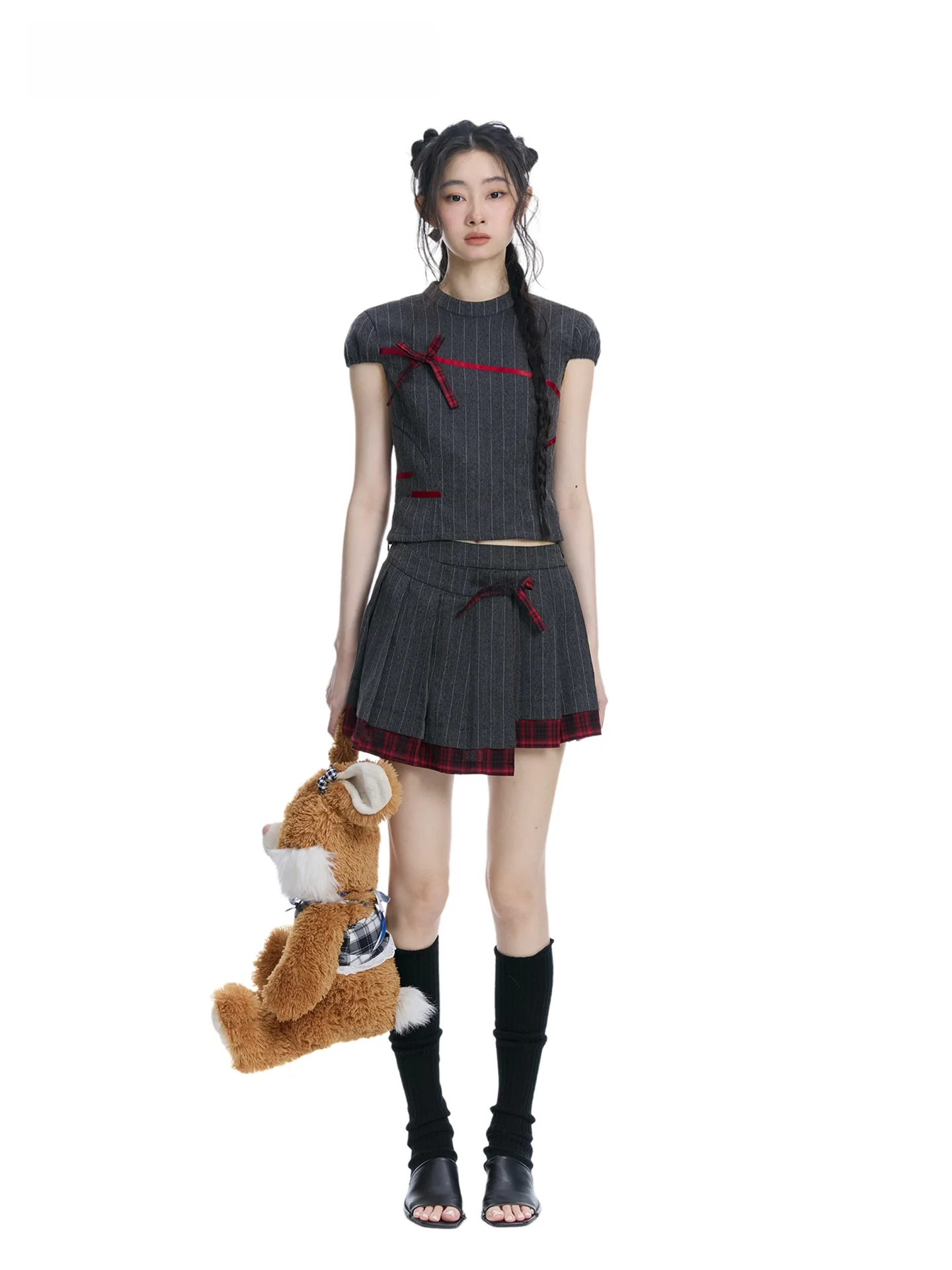 

Комплект из двух предметов с глубокими глазами и красным сердечком, повседневная футболка и брюки MOF Girl's Faion Ensemble Sle ort Sve