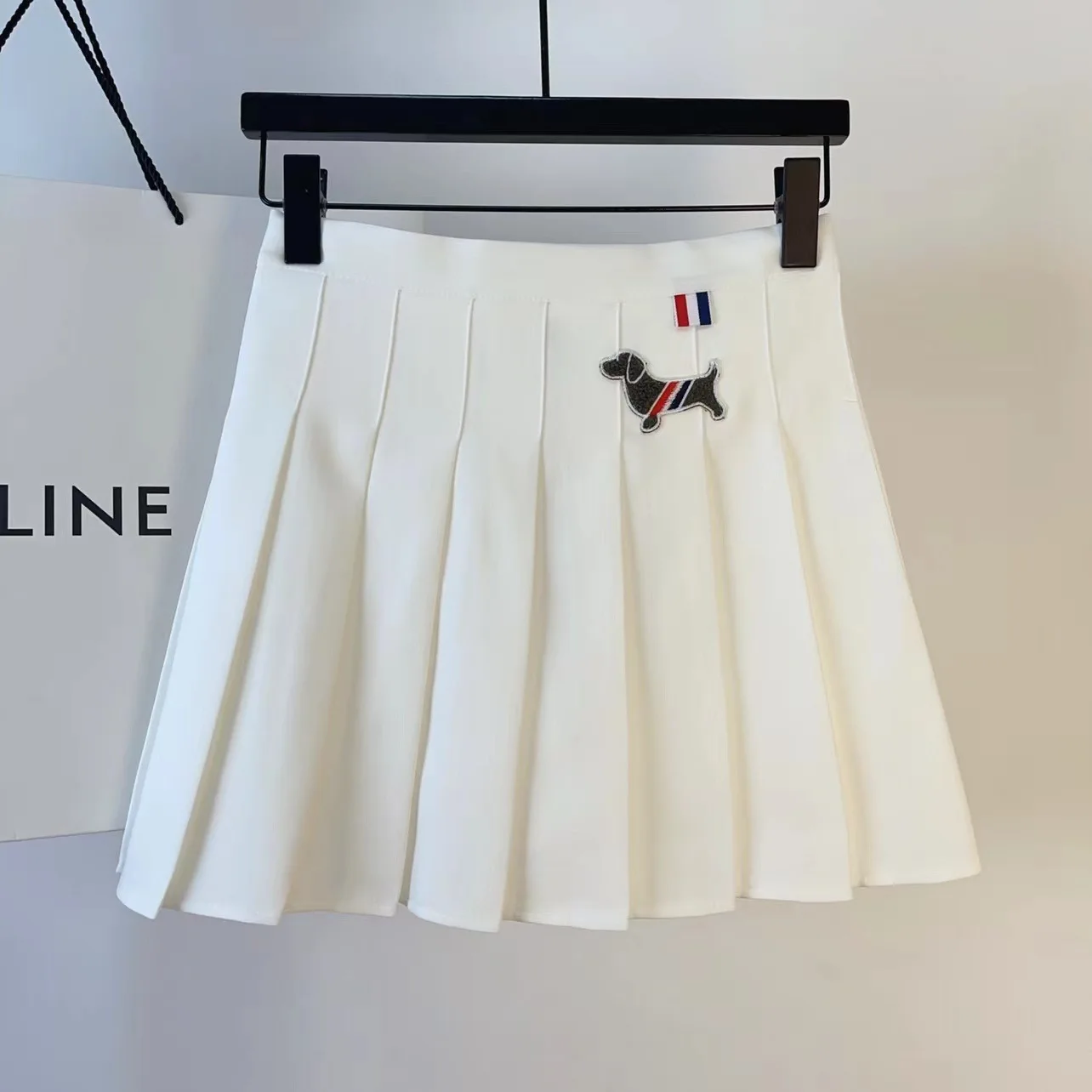 A Word Versatile White Short Skirt Skirt