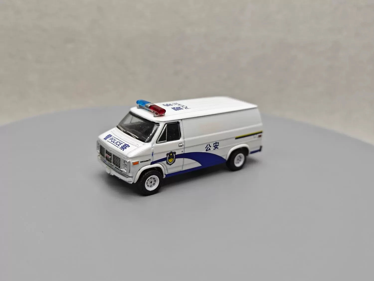 GreenLight 1:64 1987 GMC VANDURA Alloy model car Metal toys for childen kids diecast gift