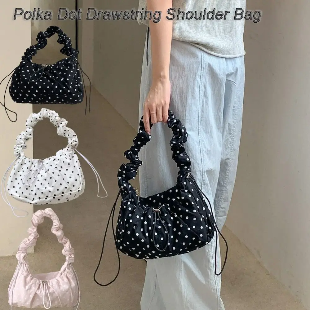 حقيبة تحت الإبط متعددة الاستخدامات منقطة ذات سعة كبيرة على الطراز الكوري وحزام مطوي وحقيبة يد خفيفة الوزن