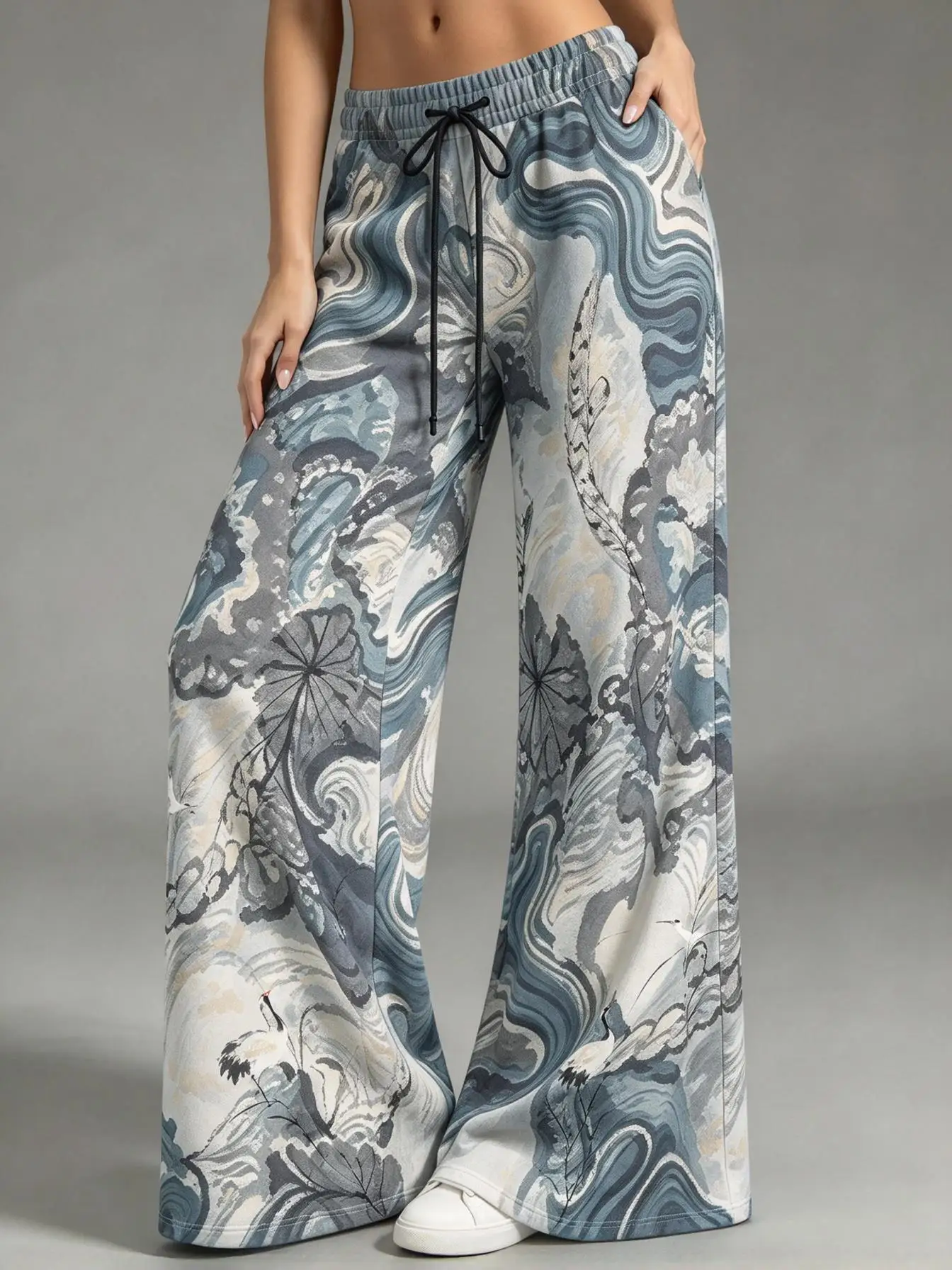 Ladies Low Rise Wide Leg Sweatpants Oriental Ink Wave Lotus Crane Graphic Loose Bohemian Streetwear Pants
