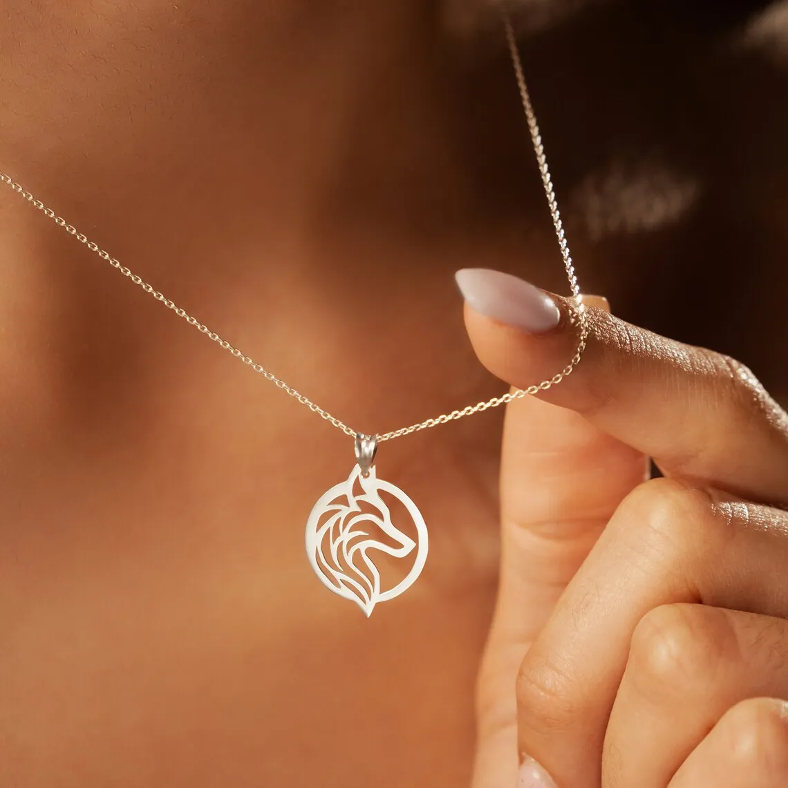 الذئب قلادة القلائد للنساء الرجال زوجين الفولاذ المقاوم للصدأ فريد مجوهرات بأشكال حيوانات المختنق مجوهرات هدايا عيد الميلاد 2025