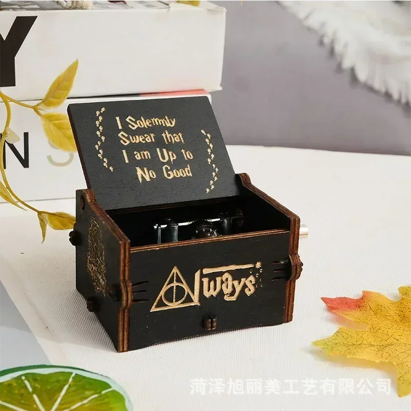 Anime Themed Hand-cranked Music Box Wooden Antique Carved Hand Cranked Music Box Figure Happy Halloween Birthday Gift