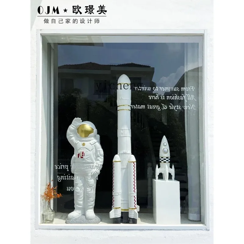 BJ-12 1.8 M Rocket Floor Ornaments Super Large Astronaut Sculpture Bar Mall