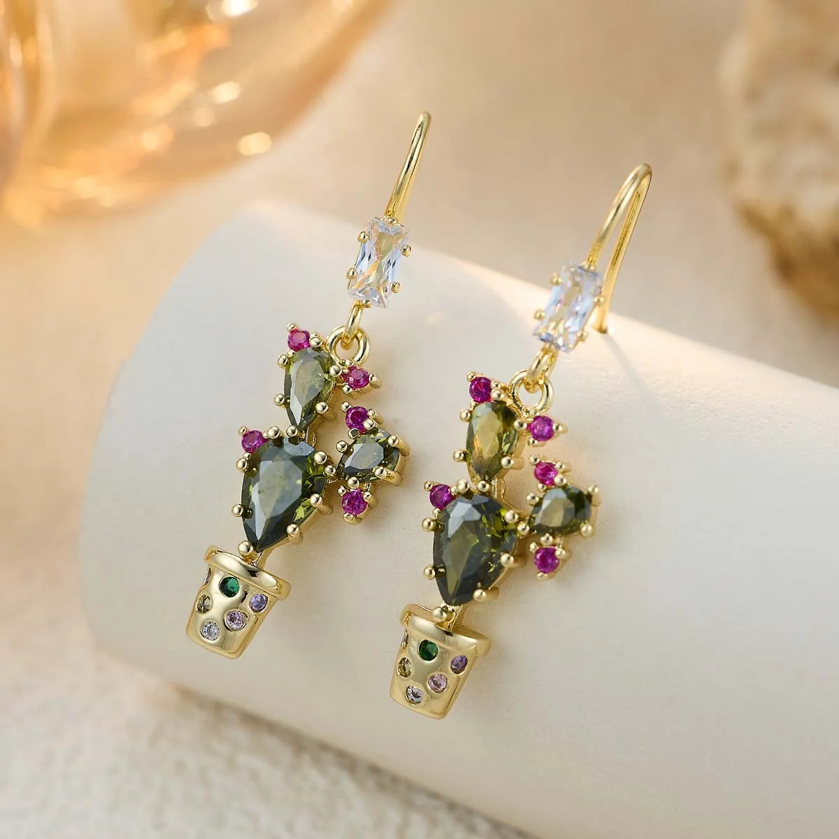 1 pair of fashionable and luxurious retro potted green plant earrings with ear hooks, suitable for daily wear, dances, vacations