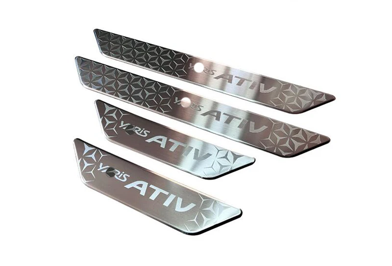 For Toyota Yaris Ativ AC100 2022 2023 Stainless Steel Ouside Door Sill Panel Scuff Plate Kick Step Trim Cover Protector