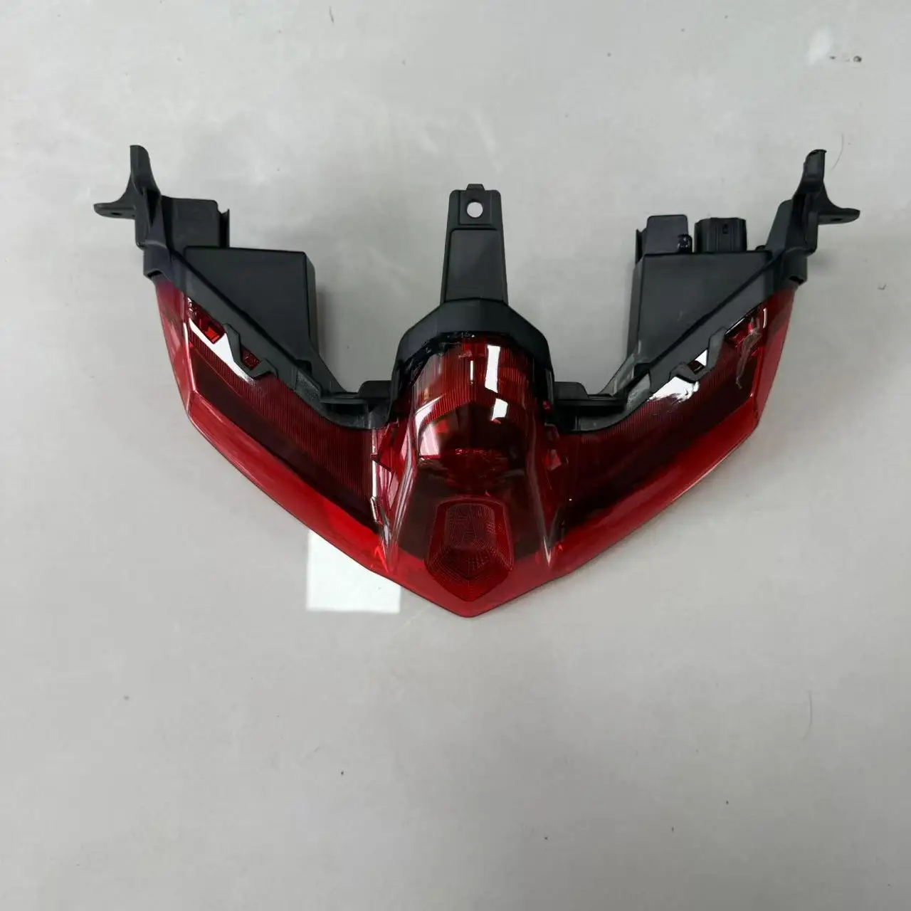 

STLFT-MAX 560 2020-2022 LED Tail Light Lamp Front Position Motorcycle Parts for Tmax 560 Lighting Systems