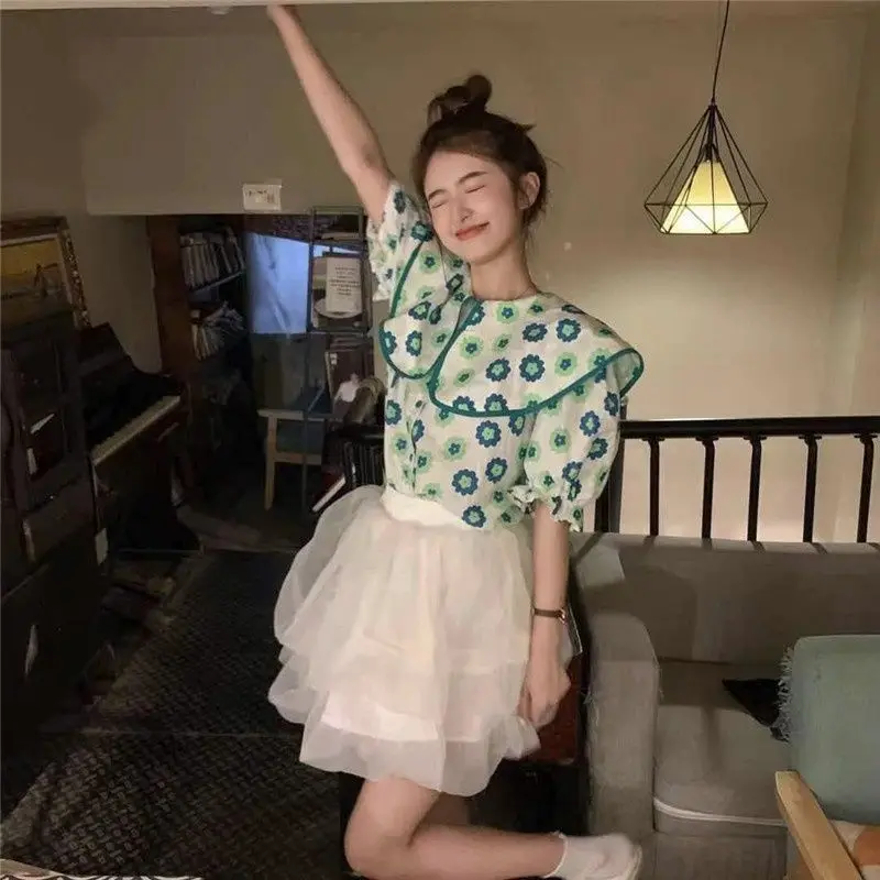 Doll Collar Bubble Short Sleeved Sweet Floral Shirt for Women\'s Summer Sweet Vitality Girl Age Reducing Loose Slimming Chic Top