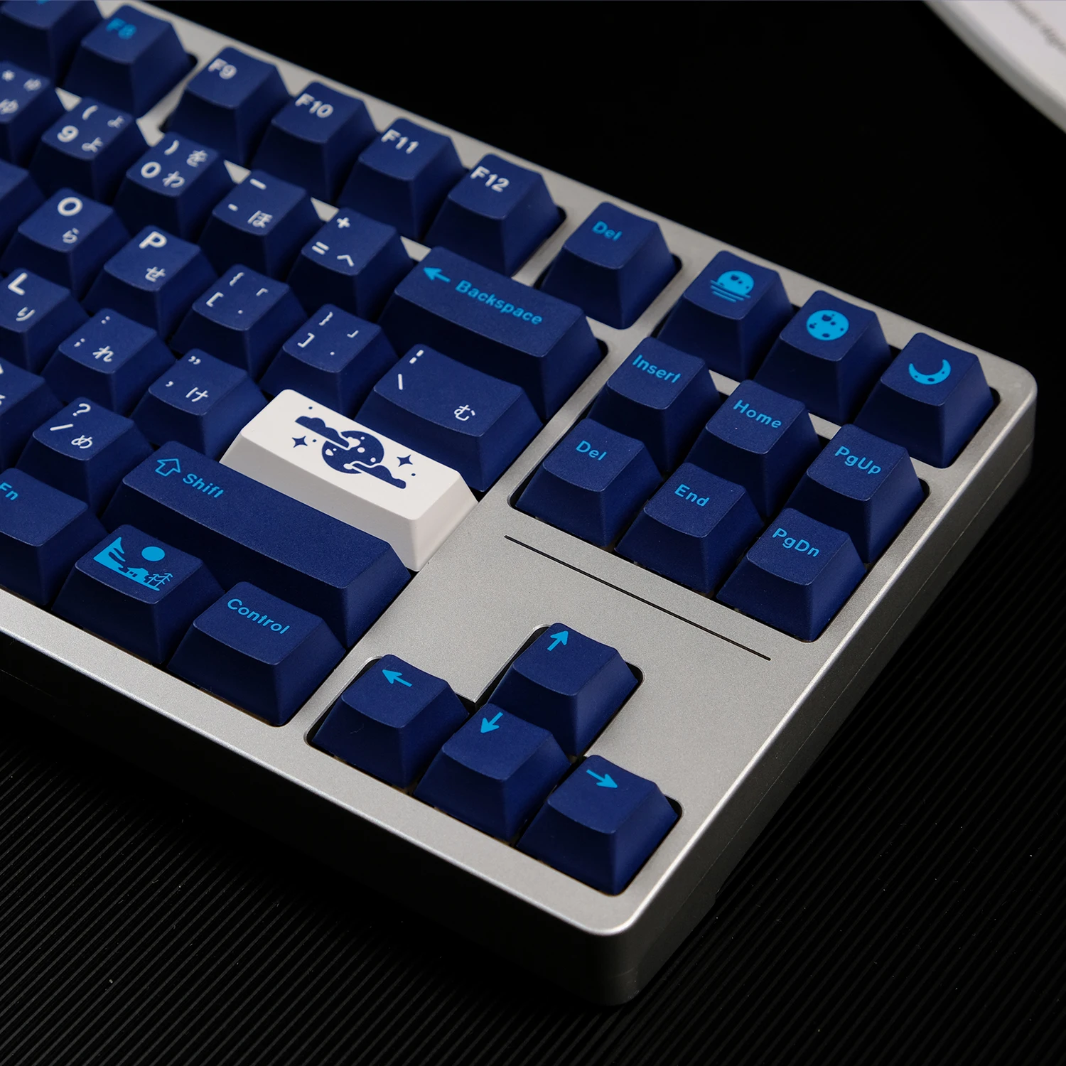 KYOMOT 133 Keys Blue Hell Keycap PBT Dye Sub Cherry Profile Keycaps for MX Switch Custom 65%/75%/87%98  DIY Mechanical Keyboard