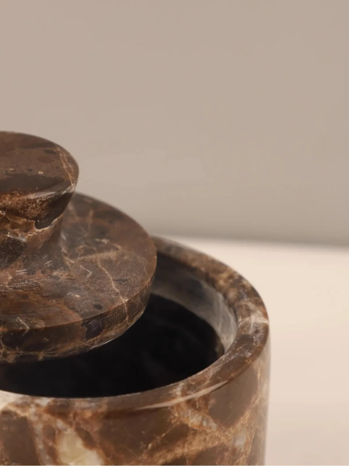 Modern Simple Style Natural Marble Home Use Living Room Decor Tea Box Table Top Decoration Storage Tank Coffee Container Tea Tin