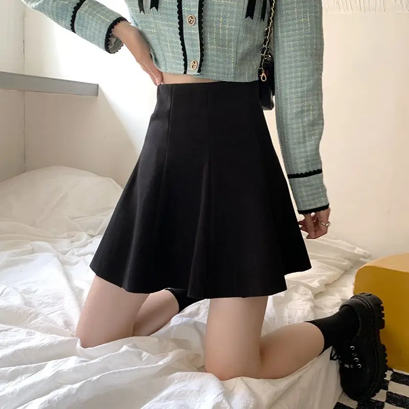 Fashionable High Waist A-Line  Skirt Women's Woolen Plaid Pleated Autumn Winter Fashionable Umbrella Skirt Commute Style