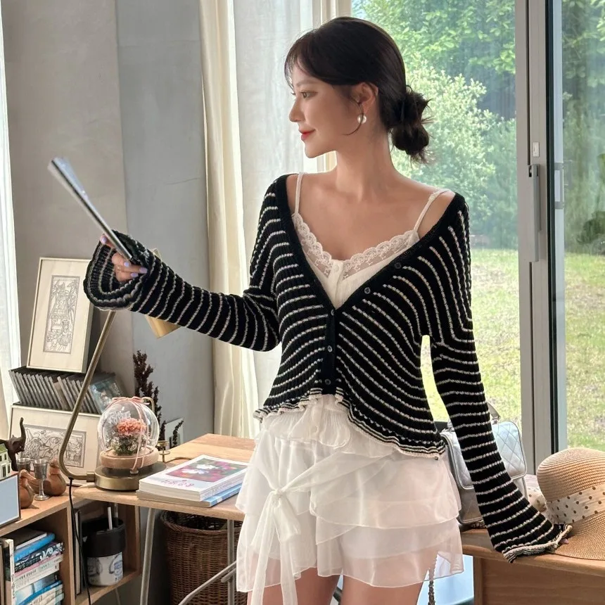 Autumnal Striped Wooden Toothed Color Block V-neck Knitted Sweater Top Open Cardigan Casual Style Female Fashion