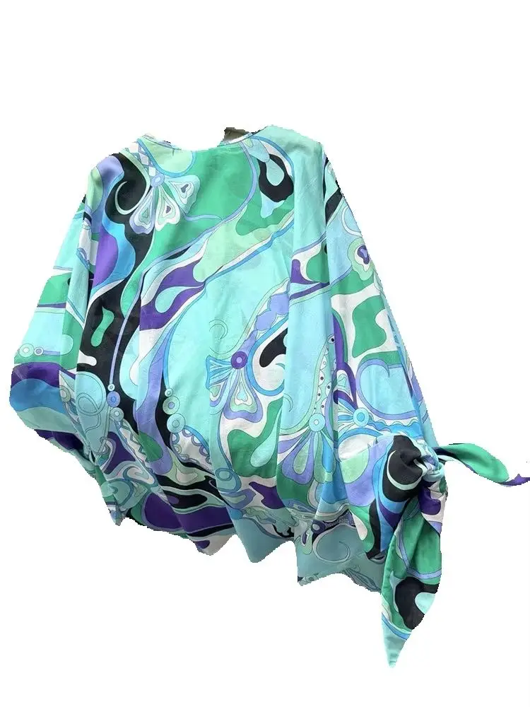 Spring Summer Fashion Beach Style Geometric Vintage Printing Blouses Women's O-Neck Loose Batwing Sleeve Lace-Up Shirt