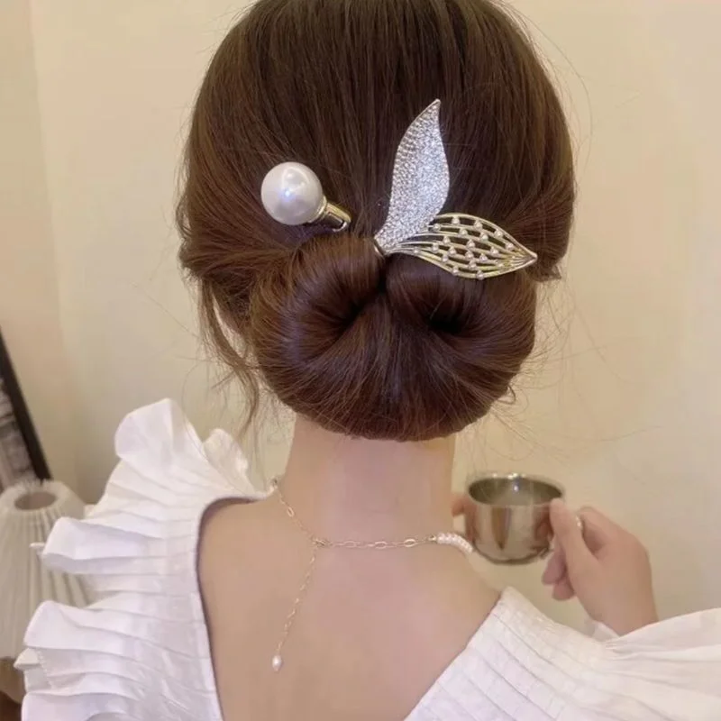 Mode Elegante Vlinder Bloem Haar Stok Haaraccessoires Voor Vrouwen Bloem Fishtail Hoofddeksels Haarspeld Bruid Sieraden Tiara