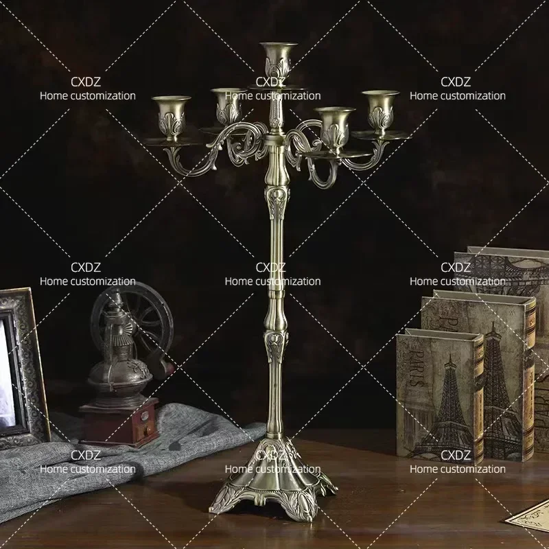 ZH Bronze Retro Metal Five Head Candelabra Centerpiece for Hotel Wedding Table Decoration Western Dining Room Ornament