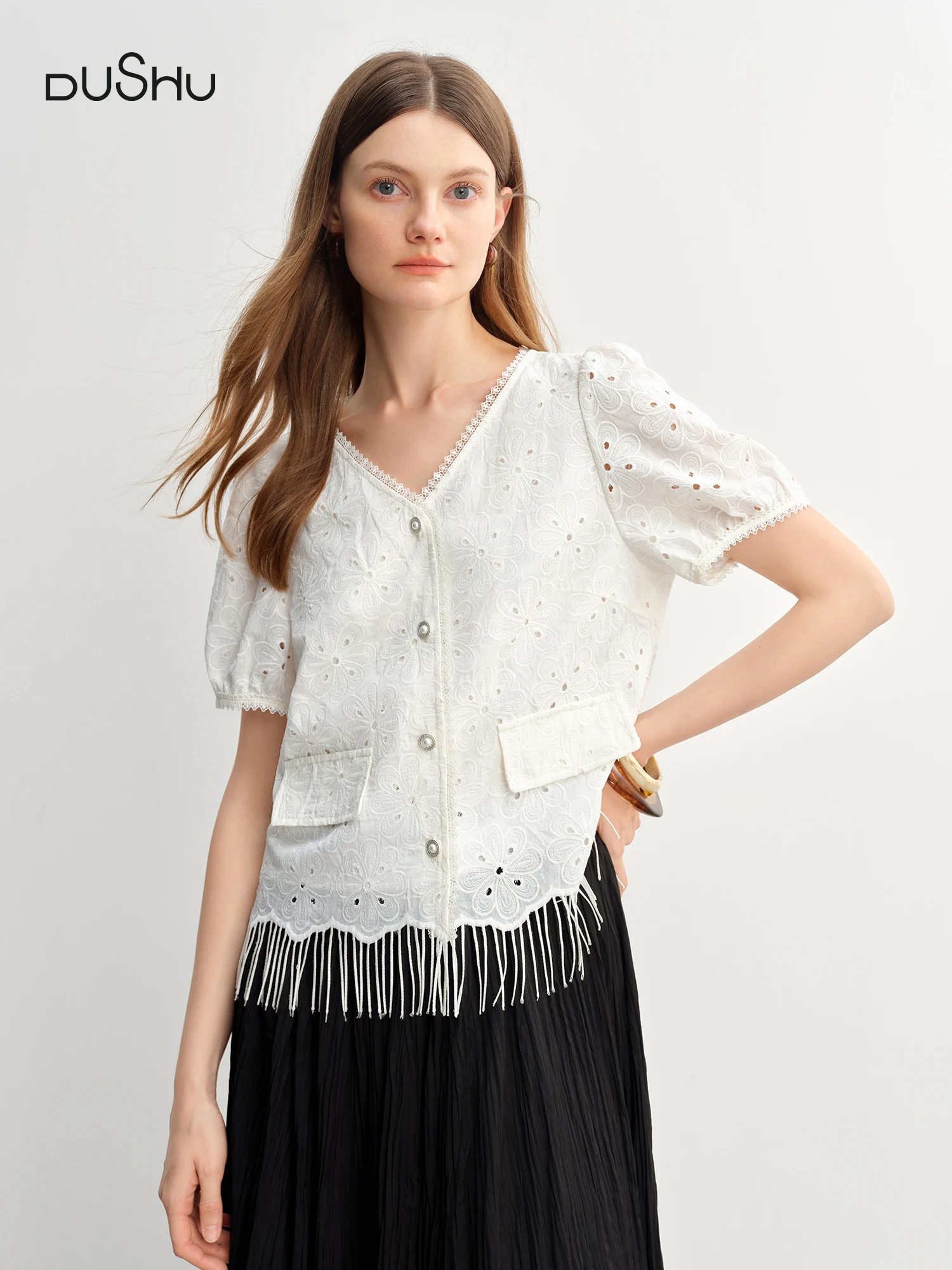 

DUSHU Women White Chic Shirt Summer 2025 New Arrival Lace Embroidery Hollow Fat Tassel Casual Shirt Holiday Outfit 25DS82911