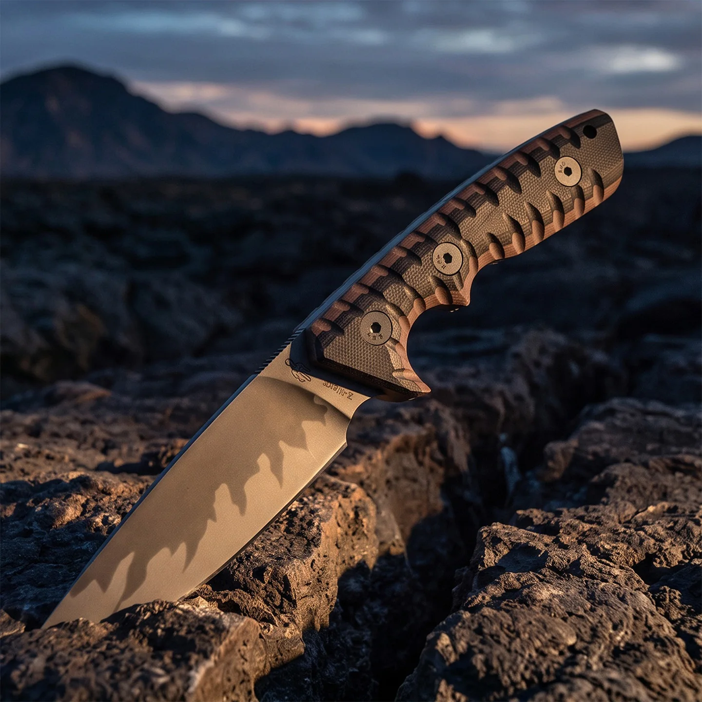 ML-M27 Small Straight Integrated Steel Knife G10 Dual-Colored Handle for Rock Climbing And Camping
