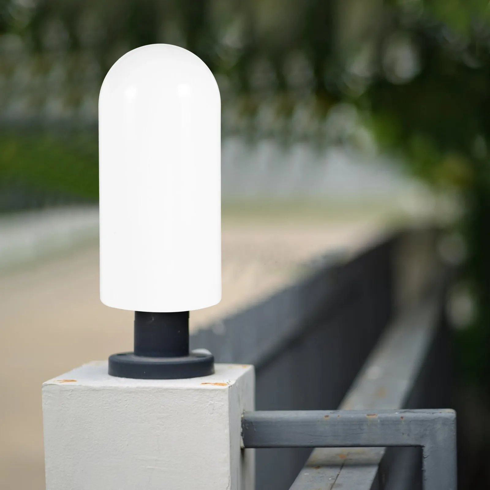 

Outdoor Acrylic Round Globe Lamp Shade 6.5cm Screw Mouth Decorative Replacement Light Cover for Garden Patio Porch Street Lamp