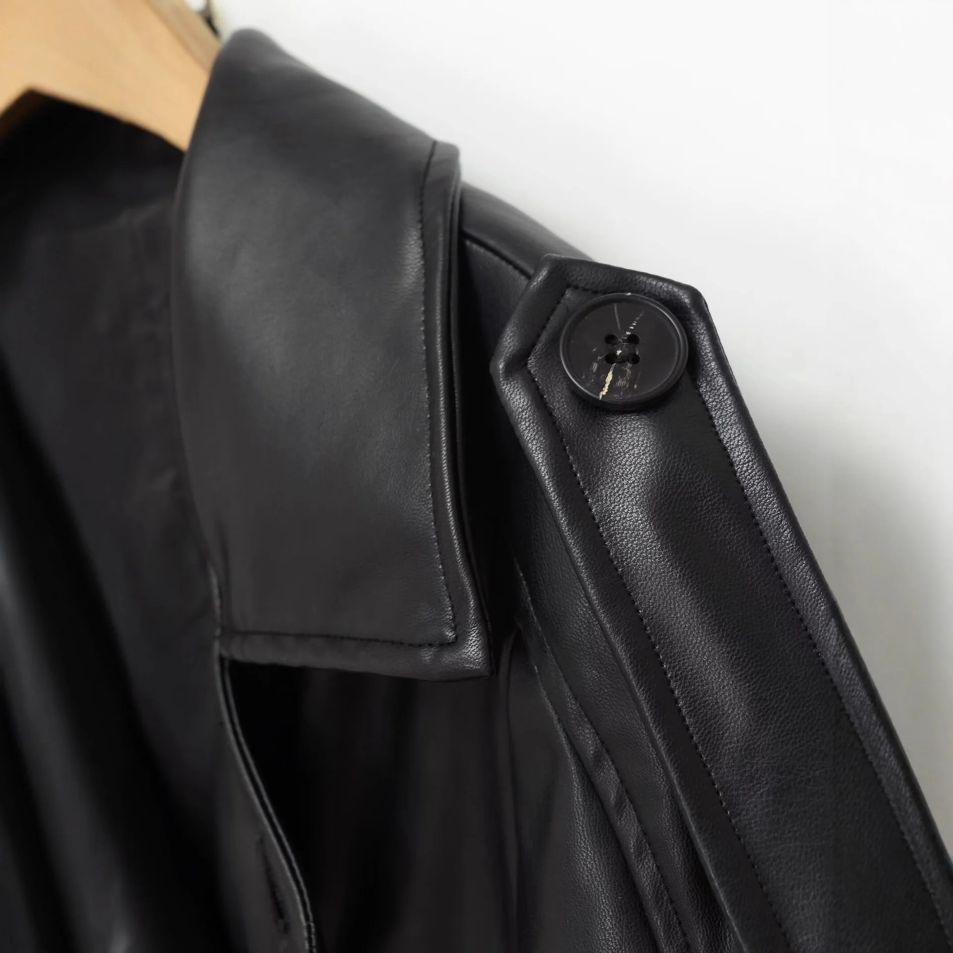 مربوط الخريف المرأة معطف جلد أسود التلبيب طوق سستة Cinched الخصر معطف نحيف لسيدة دراجة نارية Bomber سترة الإناث #3