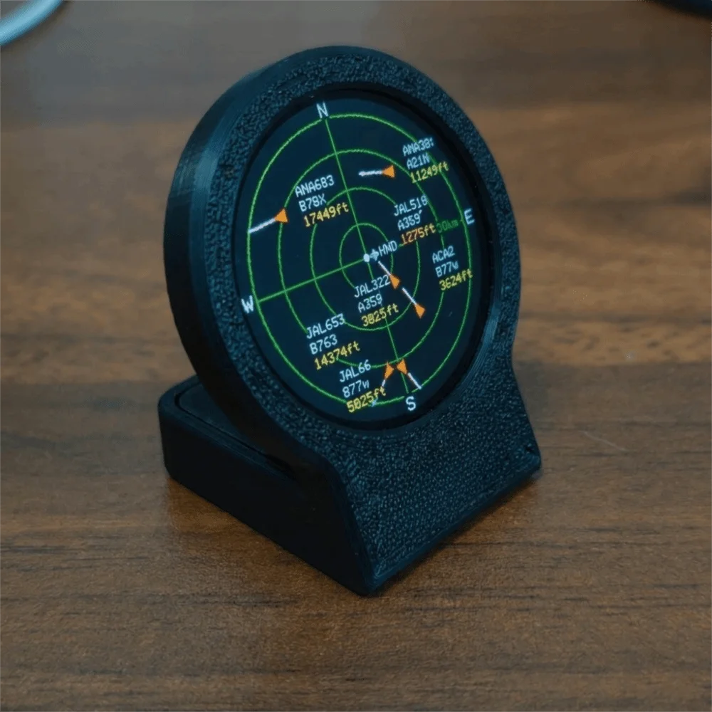 3D Printed Case Flight Tracker Gadget Sonar Grid Screen Live Tracking Airplane Radar Monitor USB-C Powered Compact Design