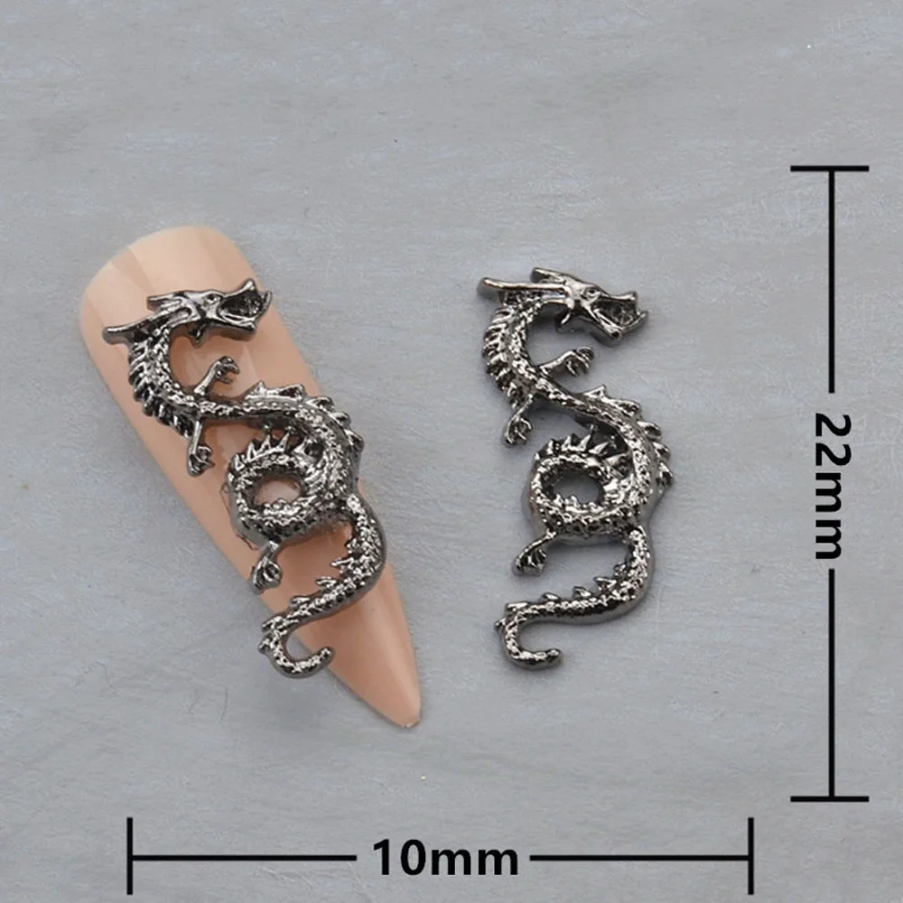 10 adet 3D alaşım zodyak ejderha Nail Art Charms lüks altın gümüş Metal manikür İpuçları takı süslemeleri tırnak parçaları aksesuarları