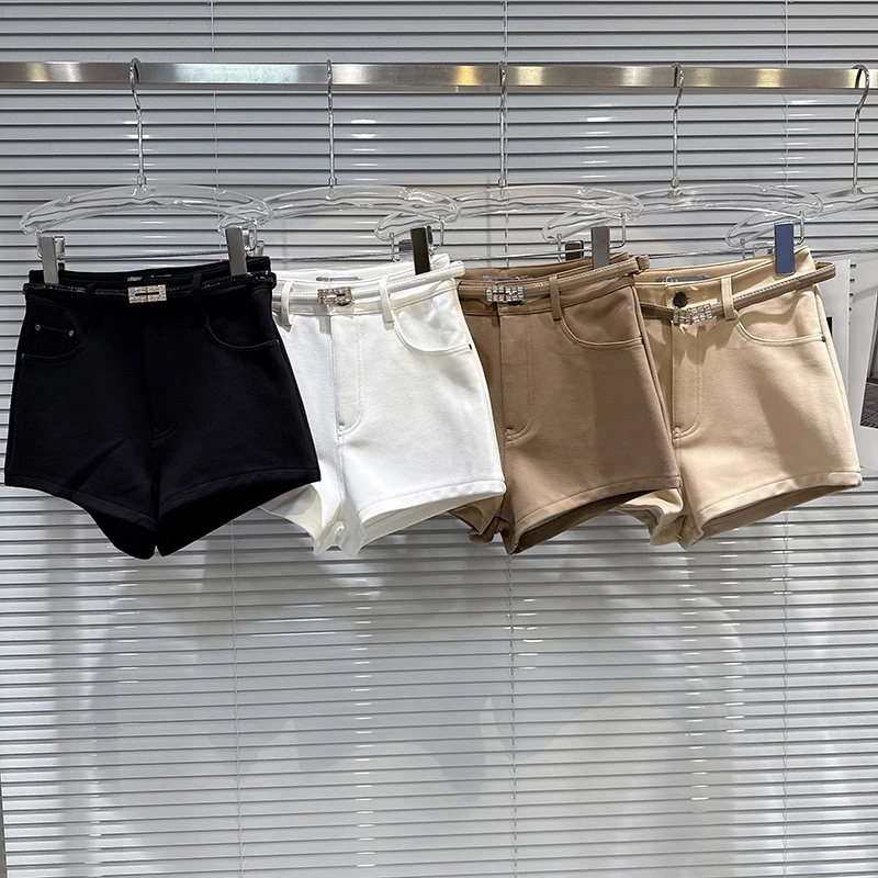 2025 Autumn New Elegant Pure Desire Style Water Diamond Buckle Belt with Velvet Straight Tube Fashion Commute Shorts