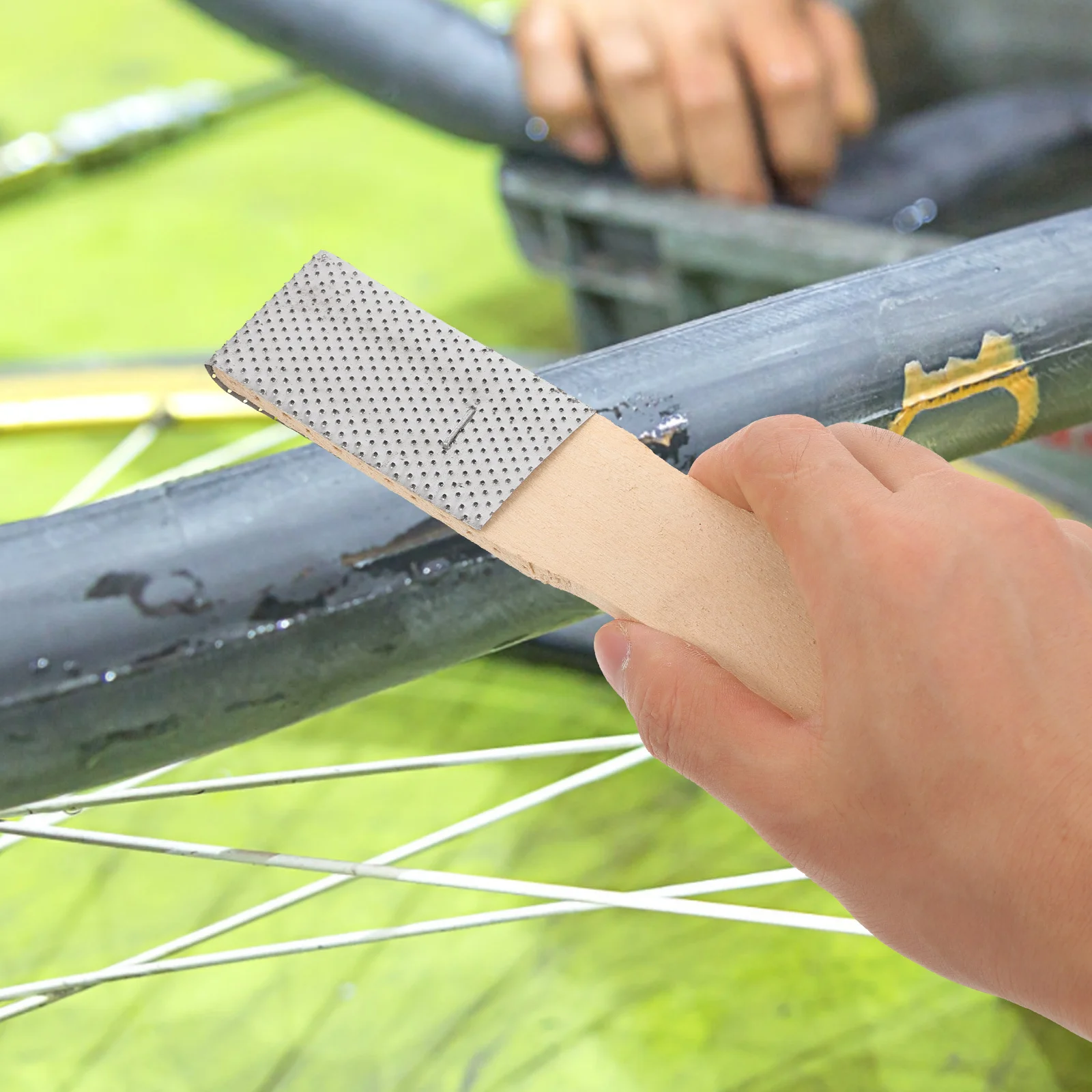 

TOPPERFUN 8pcs Tire Repair Kit Round Tyre File Patch Tool Bike Maintenance Equipment