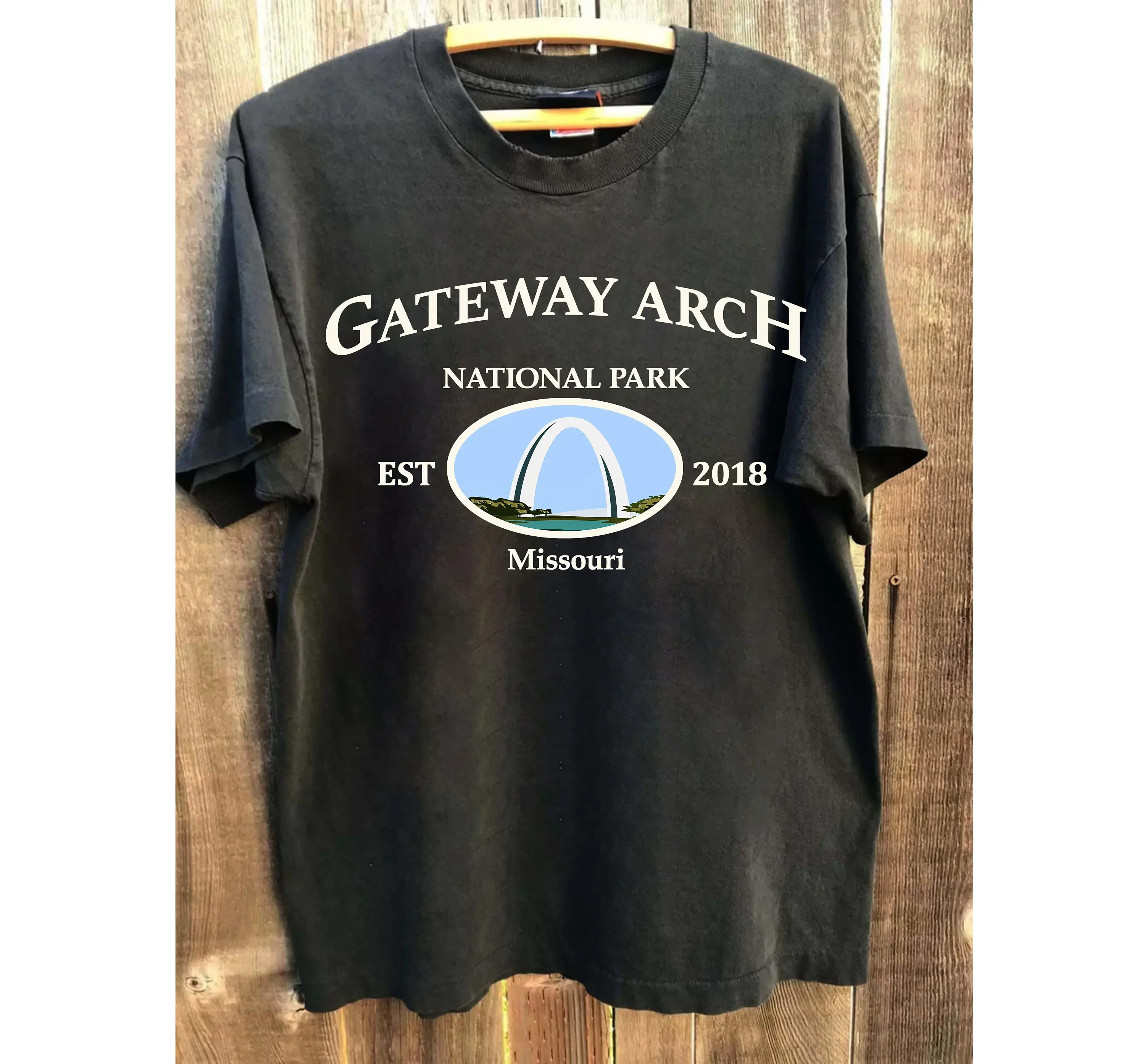 Gateway Arch T Shirt National Park Retro Midcentury MinimalisT Travel