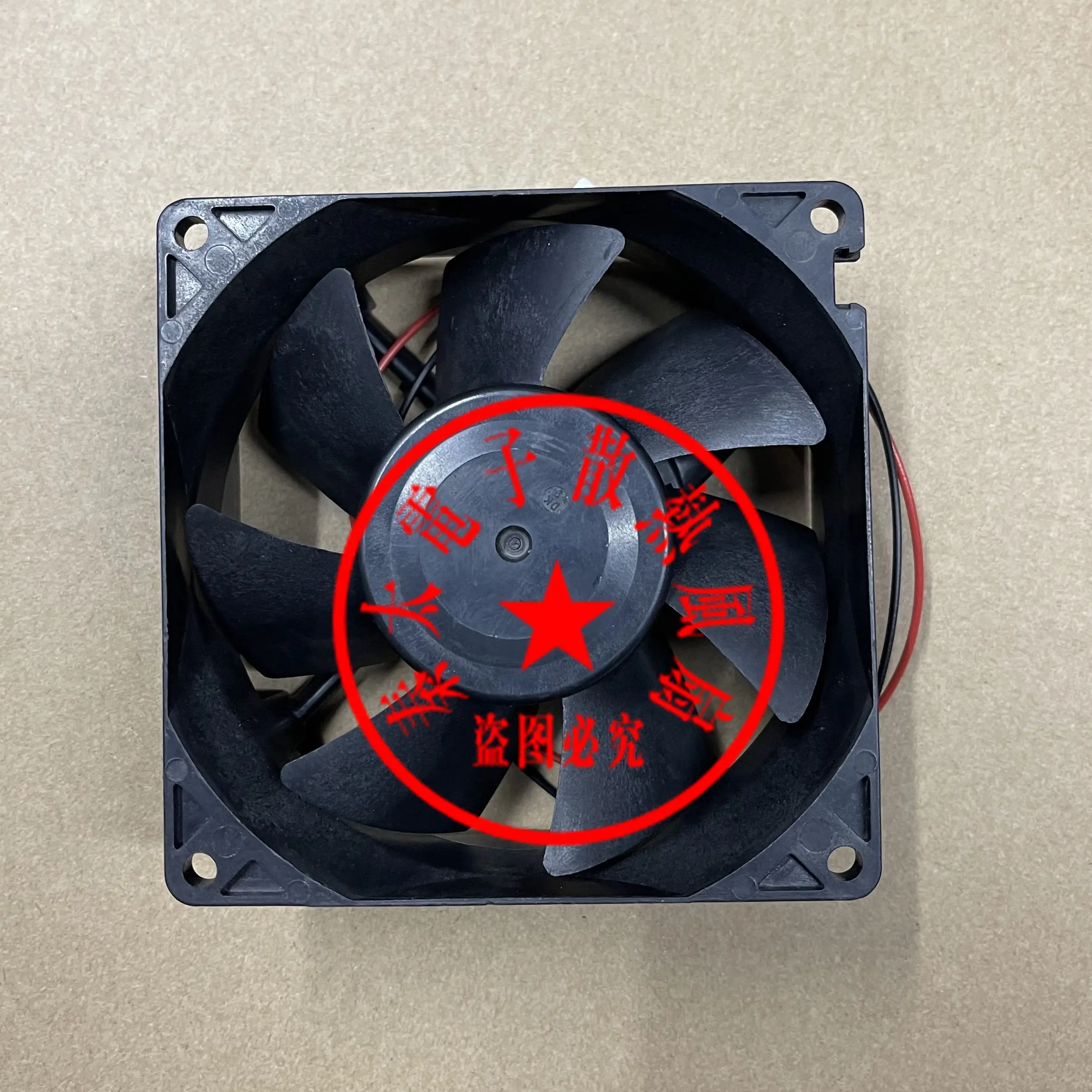 Nidec M34789-16 DC 12V 1.0A 90x90x38mm 2-Wire Server Cooling Fan