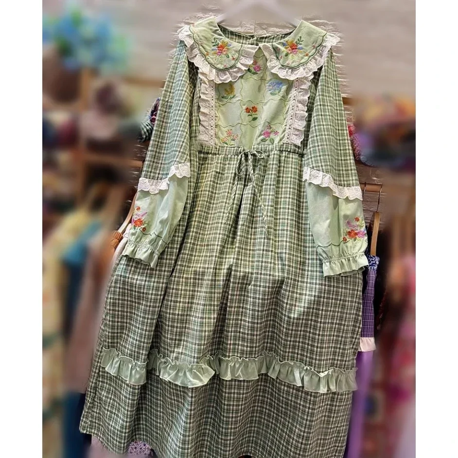 Female Retro Cotton Linen Plaid Embroidery Lace Green Long Midi Dress Shabby Chic Vintage Cottage Core Ruffled Lace Tunic Dress