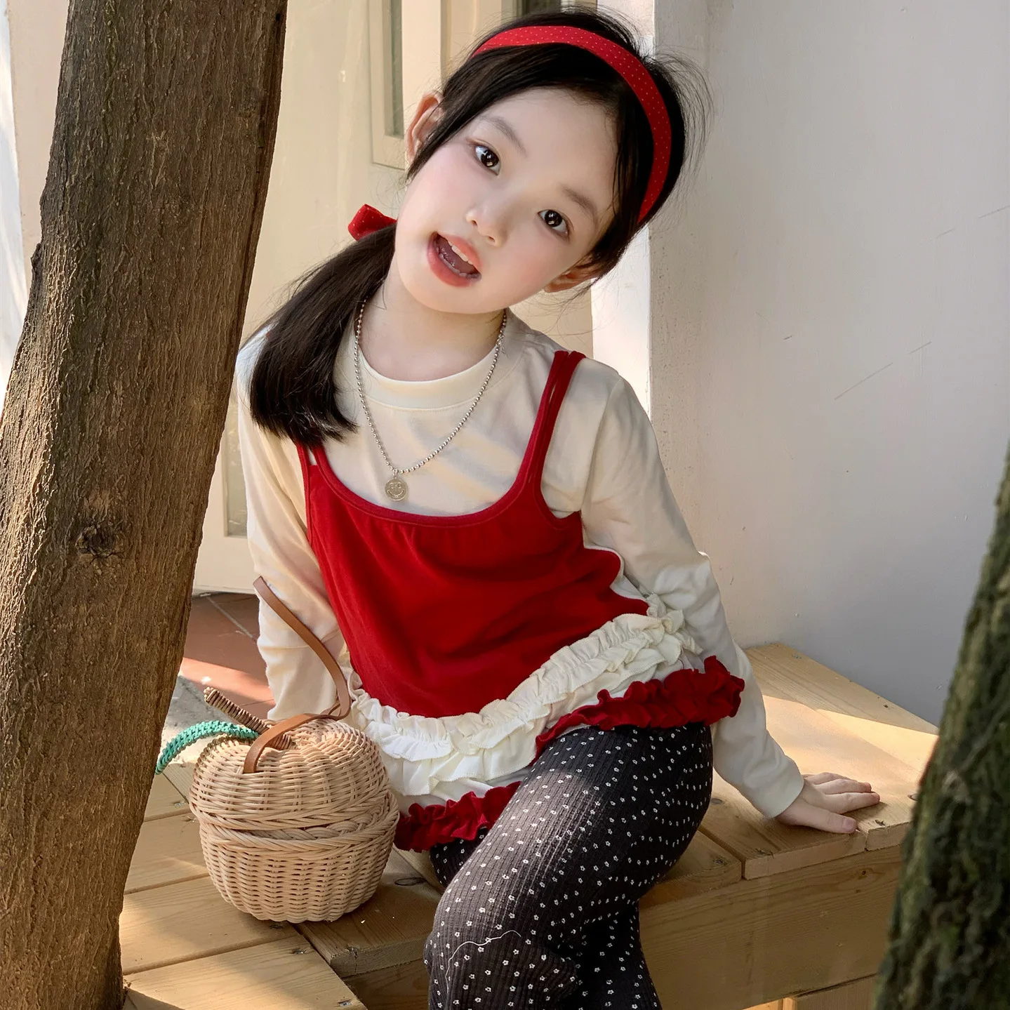 

Girls Top 2025 Autumn New Childrens Clothing Korean Girl Baby Fashion Fake Two Color Clash Lace T-shirt Casual Simple All Match