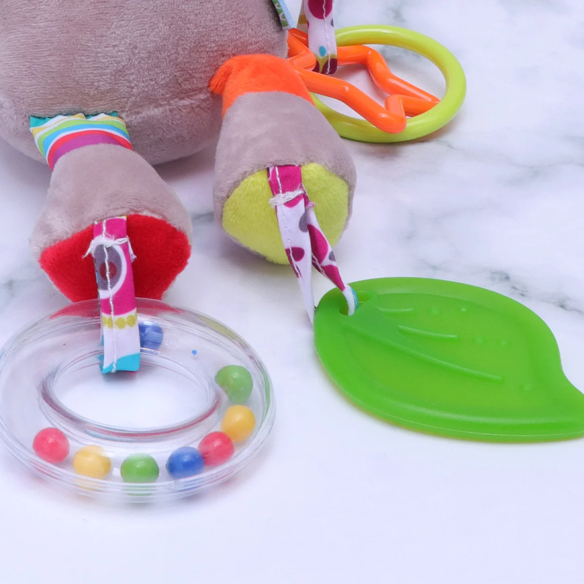 

Little Crib Hanging Bear Bells Cartoon Animal Rattle for Baby Hand Eye Coordination and Hearing Development