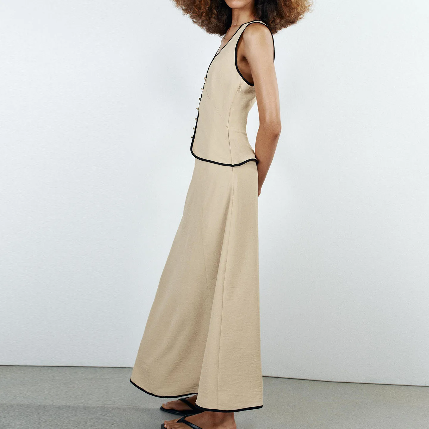 Women's Midi Dress 2026 Autumn Season Sleeveless V-Neck Color Block  Matching Style Ladies' Dress Daily Wear Other Materi...