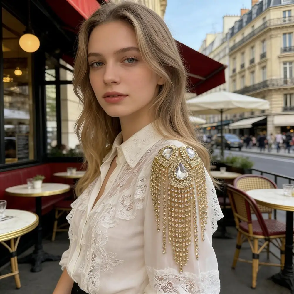 Stylish Shoulder Decoration Fringe Rhinestone Epaulette Shoulder Accessory Sparkling Tassel Epaulet for Costume Party Stage