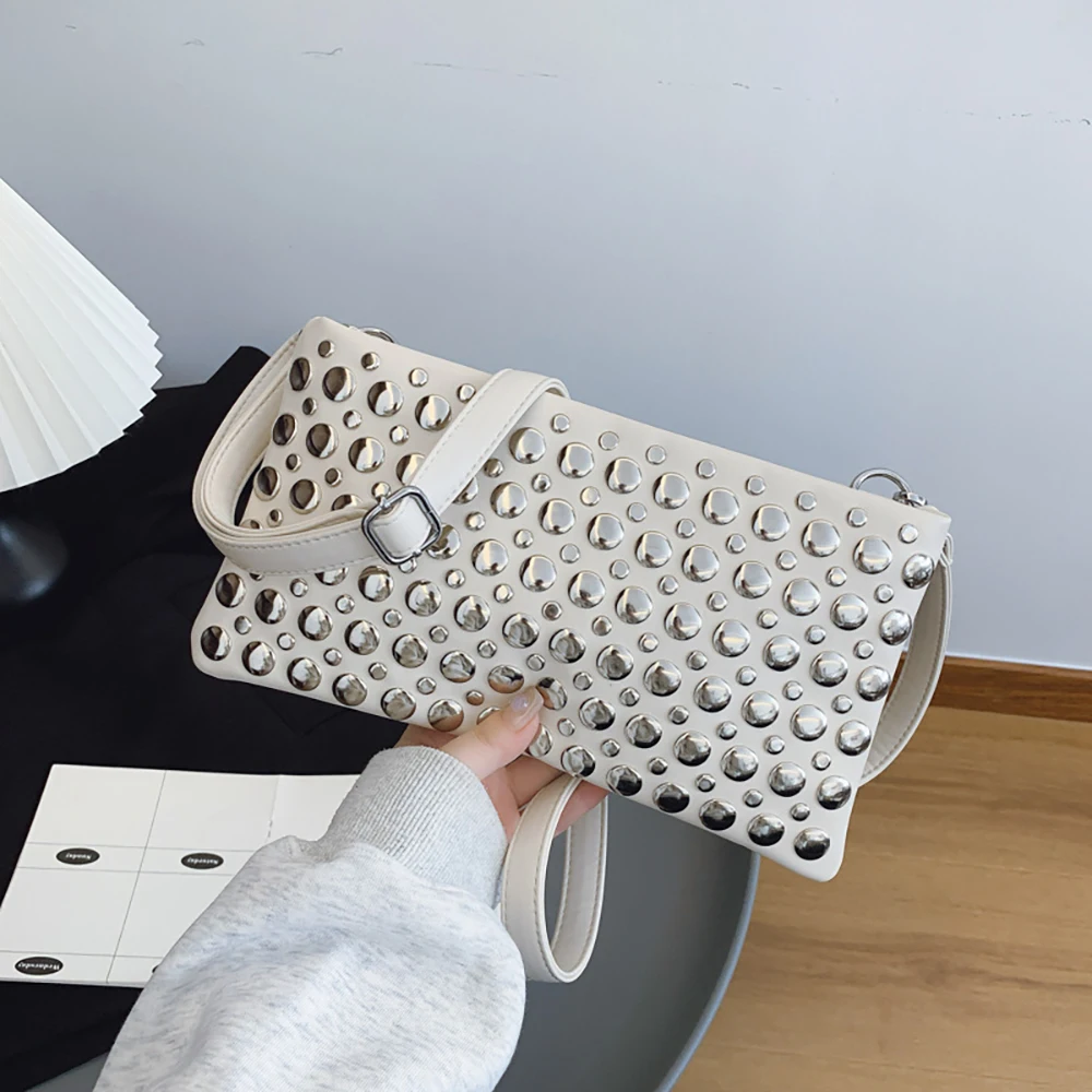 

Fashion Rivet Design Crossbody Bags for Women Y2K Style Square Single Shoulder Bag Versatile Casual Commuting Messenger Bag