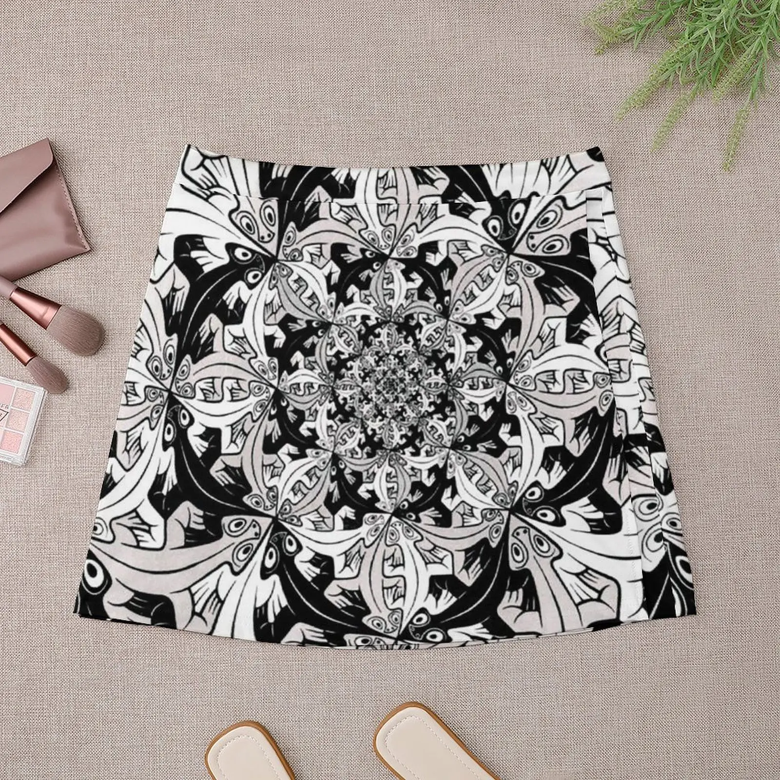 M.C. Rok Mini Escher Rok Satin Rok Wanita Rok Bergaya Wanita