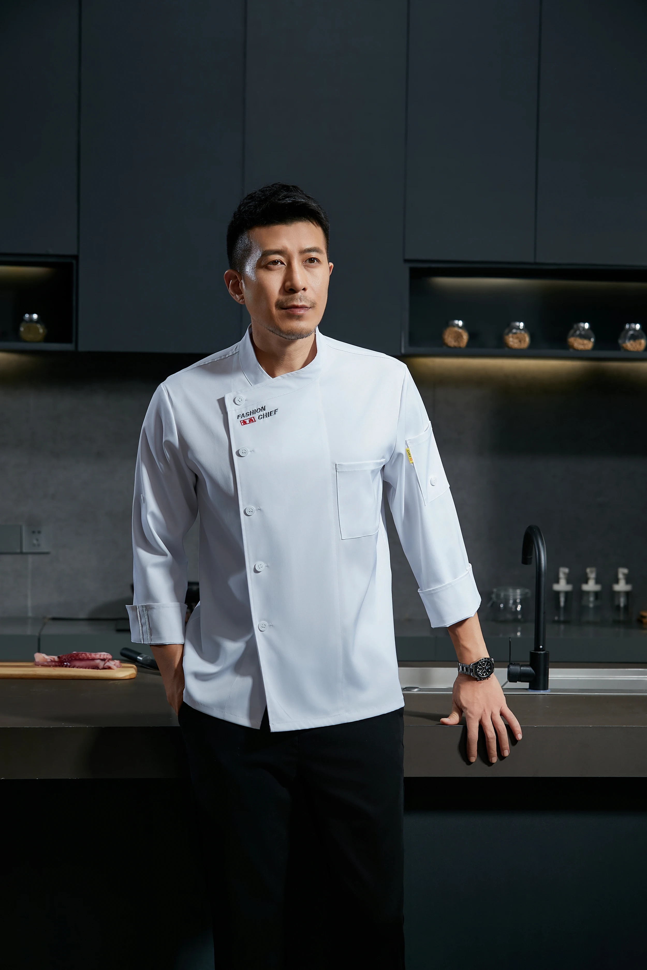 Adjustable Roll-Up Sleeve Stand-up Collar Chef Uniform for Kitchen Chefs Restaurants Bakeries Food Service