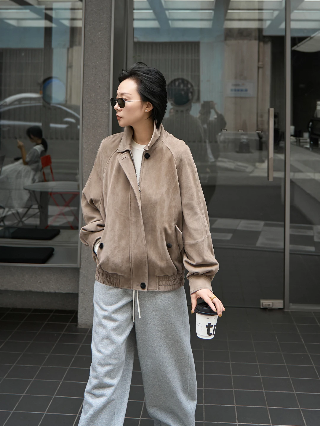 

High Quali eep Suede Jaet Wellington Top ain Leather Inner Bai Old Money Sle Coat Long Sve Zipper Closure