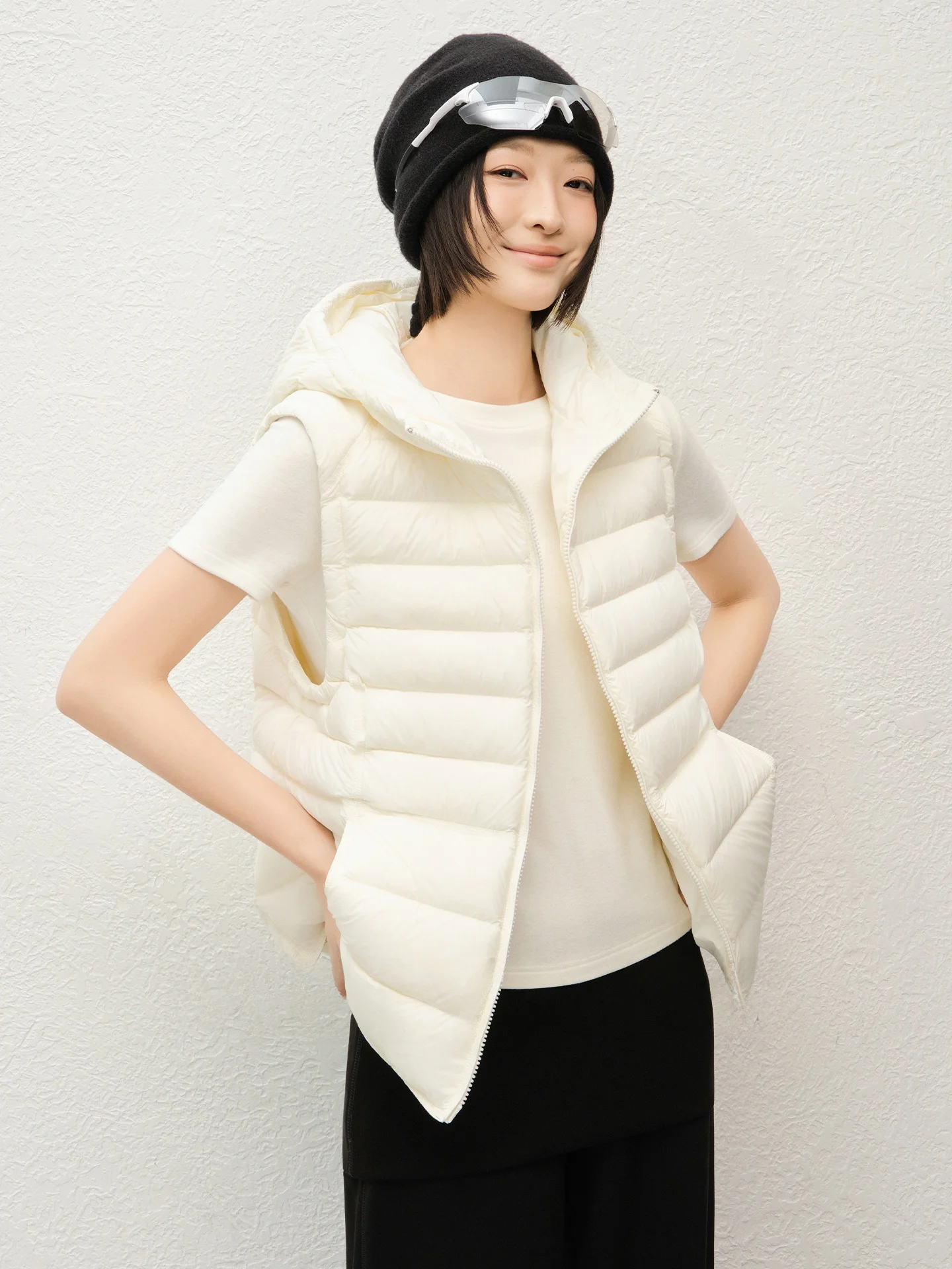 

MeiYang Goose down Vest Waterproof Hooded Jacket Women's Warmth Casual Style Spring Fashion White Goose Feather Vest