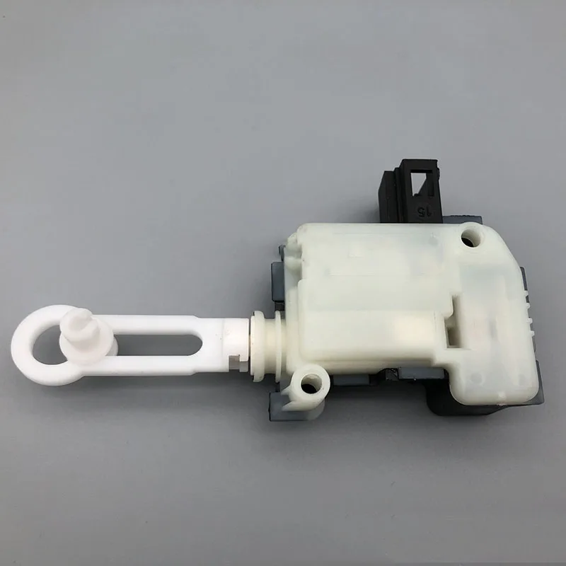 Car Tailgate Rear Lock Servo Motor For Passat Superb Phaeton Skoda Volkswagen 4B9962115C 4B9 962 115C 3B5827061C