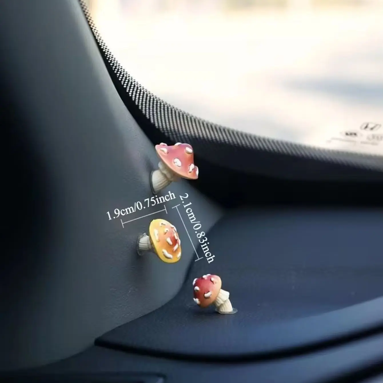 3-piece set of skewed mushroom ornaments, car center console accessories, and interior decoration ornaments