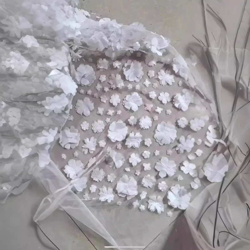 Aangepaste mini-trouwjurken 3D-bloem kanten bruidsjurk Mouwloze galajurk met veters en spaghettibandjes