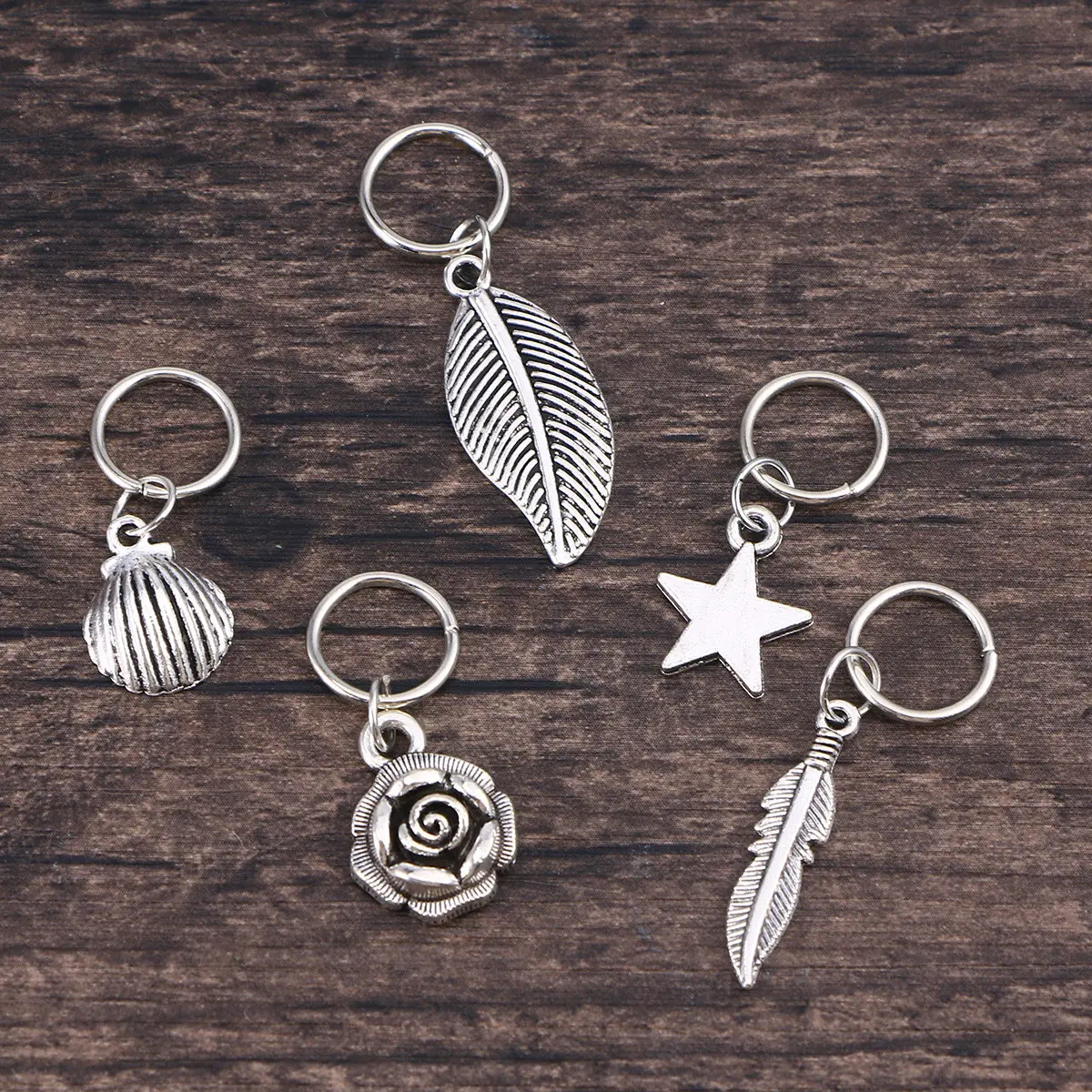 

45Pcs Metal Hair Ring Pendant Leaf Star Shape Clip on Hair Accessory for Braids Wedding Ceremony Party Daily Elegant Look