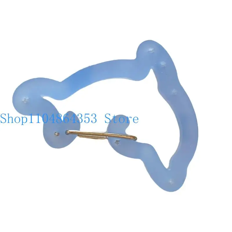 652F Hollow Strawberry Carabiner Lightweight And Portable For Outdoor Activities Made Of High Strength Aluminum Alloy
