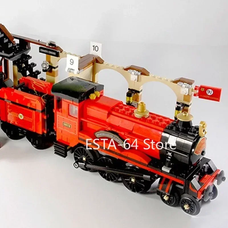 MOC Creative and Versatile Gifts  Train Model Building  Assembly Bricks Toys Kid Gifts Toys Christmas 75955