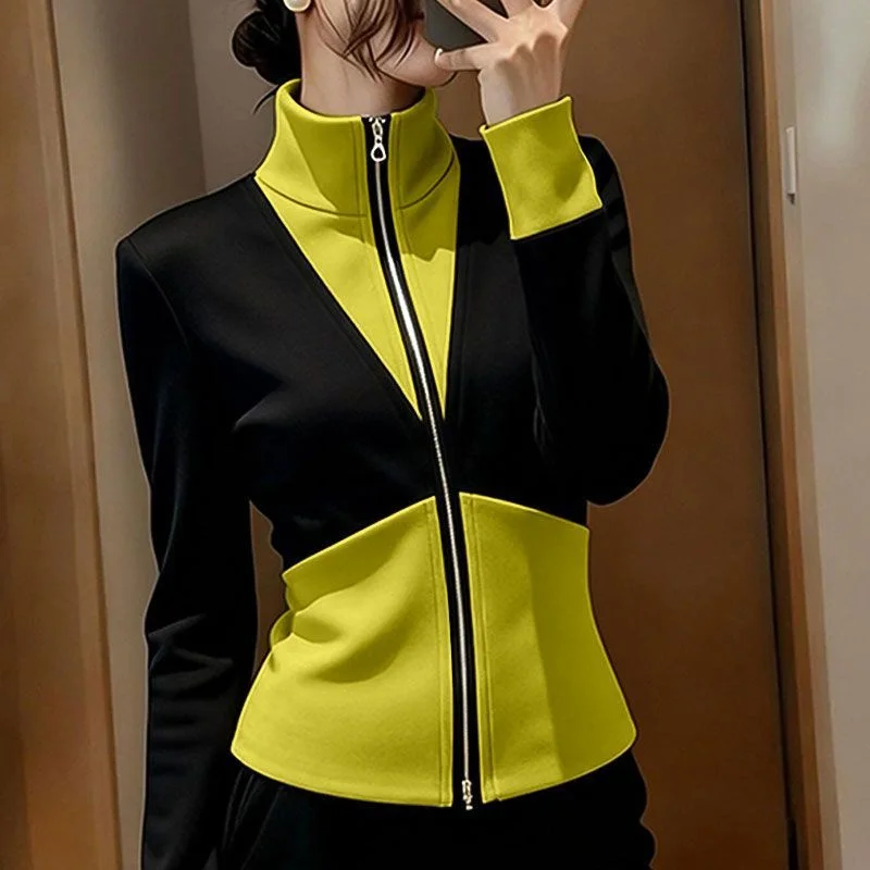 

Красивая короткая куртка, топ 2026, весенне-осеннее пальто, женское темпераментное тонкое контрастное повседневное пальто с капюшоном, спортивная одежда, пальто