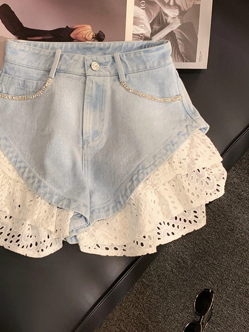 Lace Patchwork Washed Denim Shorts Women High Waist Light Color Slim Fit Hot Pants Korean Summer Casual Commute Shorts