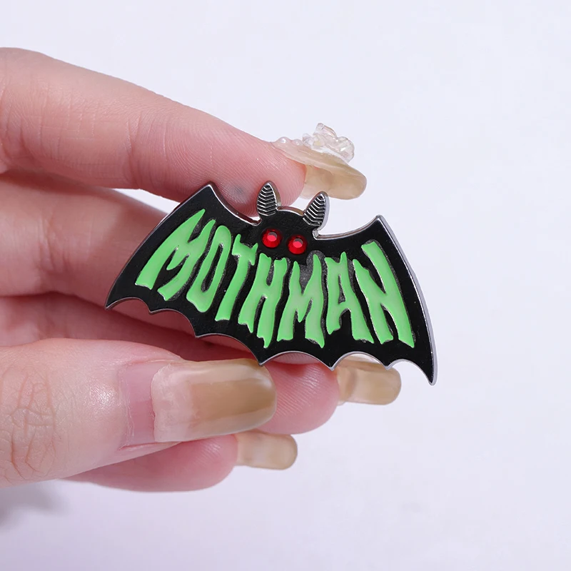 Mothman Enamel Pins Creativity Punk Gothic Animal Brooches Lapel Badge Hat Backpack Clothes Jewelry Pin Gift for Kid Friends